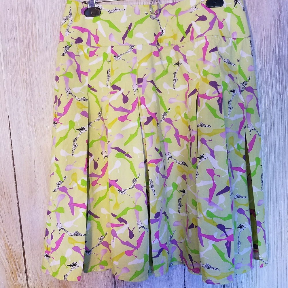 Liz Claiborne skirt COVERED WITH SHOES! sz. 12